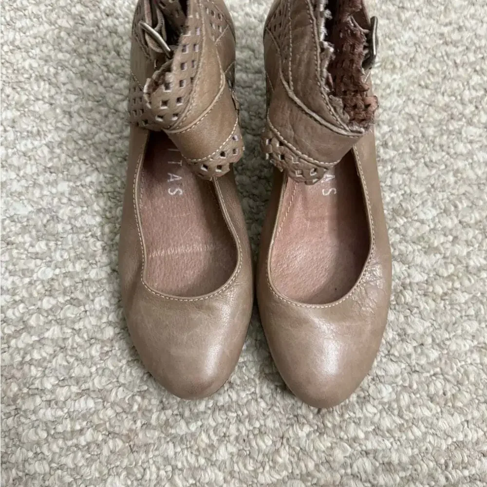 Hispanitas brown heels shoes size 37
